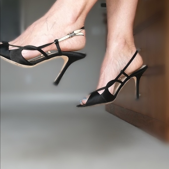 Oscar De La Renta designer satin evening sandal - Picture 4 of 8